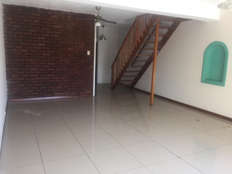 To Let 3 Bedroom Property for Rent in Amalinda Eastern Cape